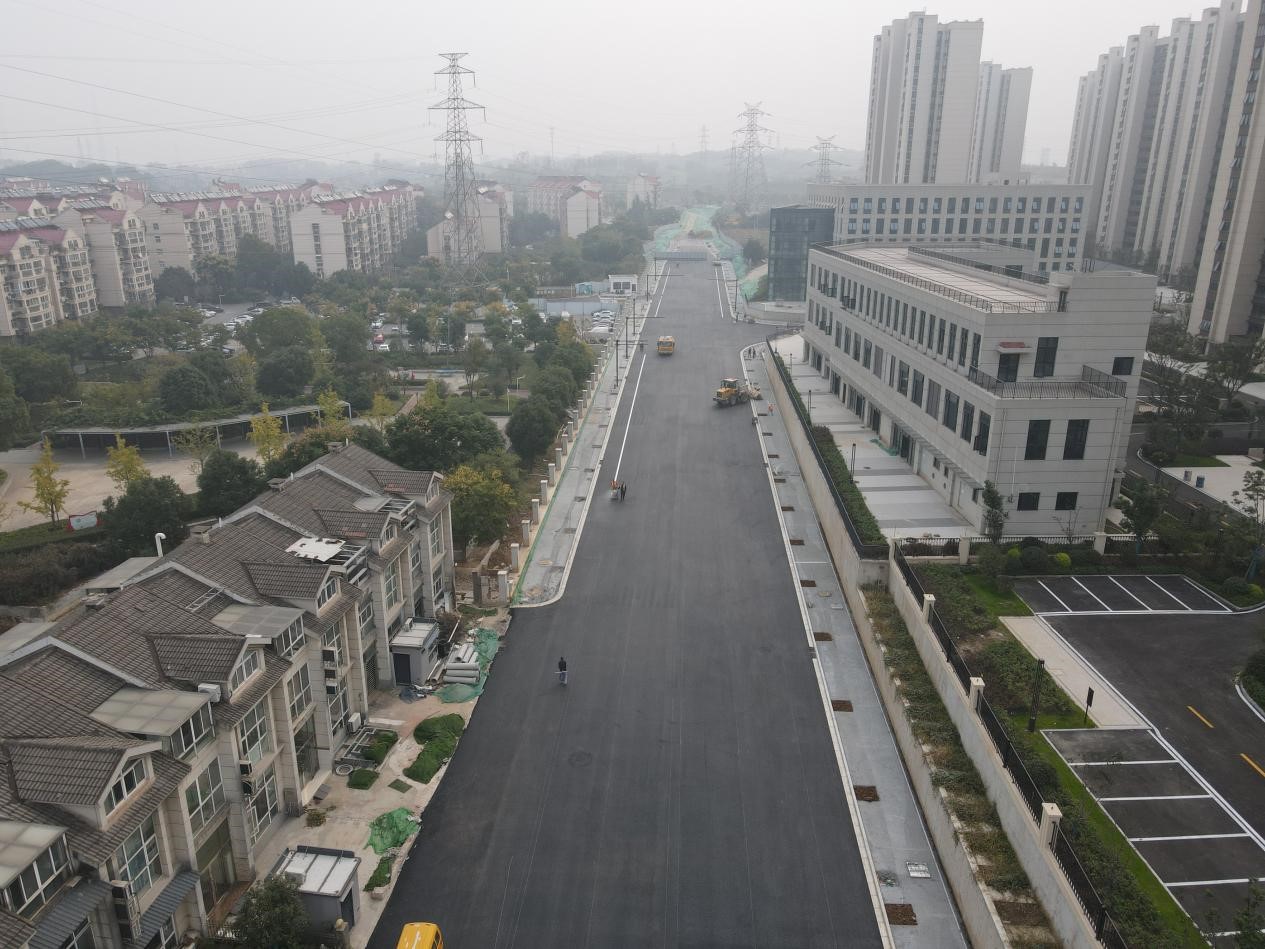 20231101024923602 即将落成!盘城2号地块配套路路实景图来了